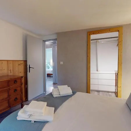 Apartament Manala -